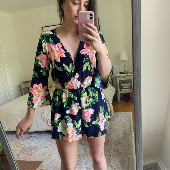 Floral Romper! - Picture 3 of 8